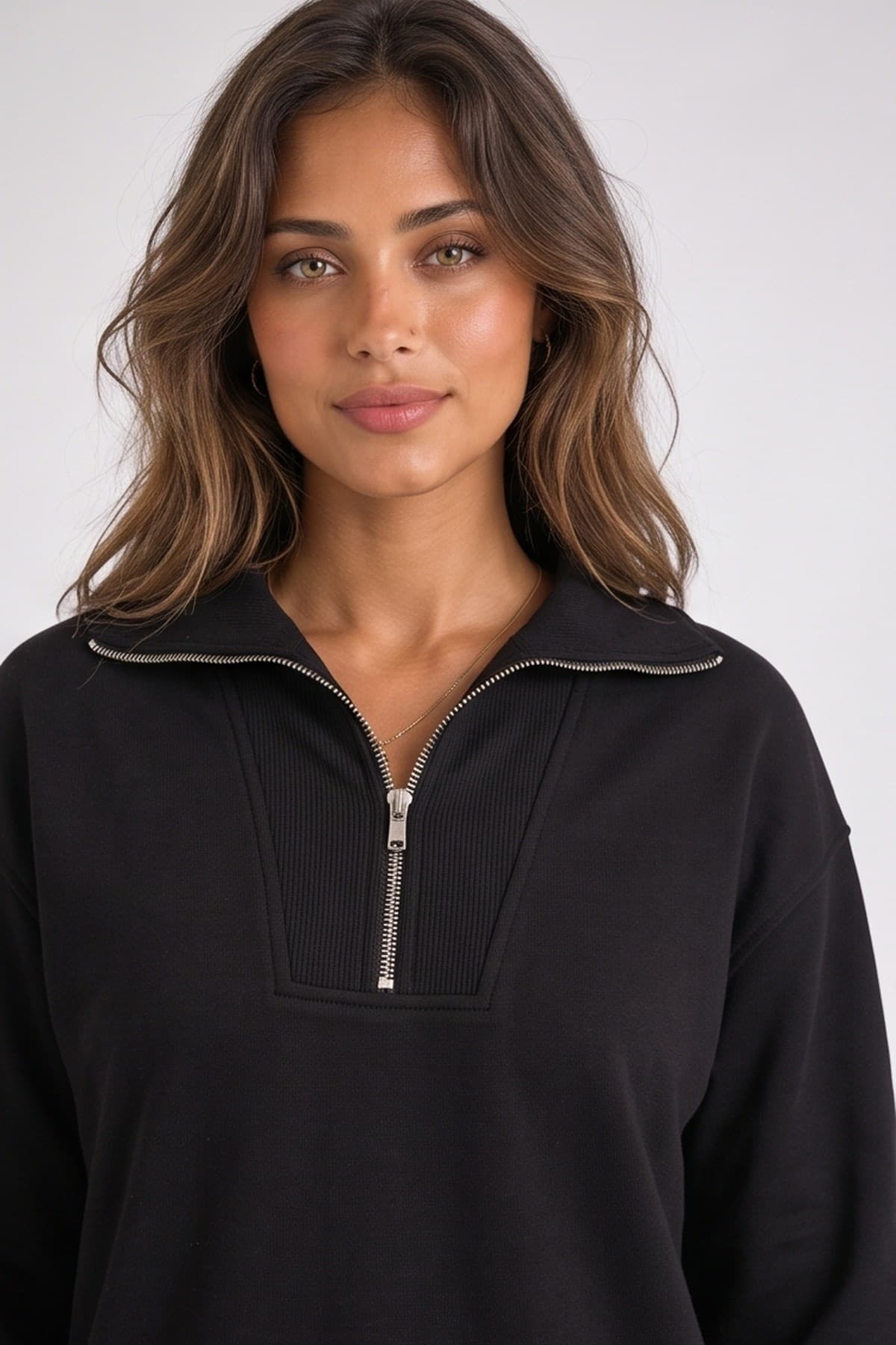 Yakası Fermuarlı Uzun Sweatshirt Siyah — görsel 2