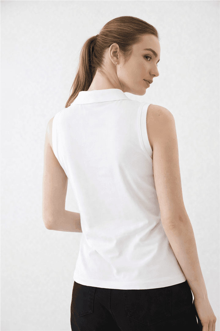 Polo V Yaka T-Shirt Beyaz — görsel 4